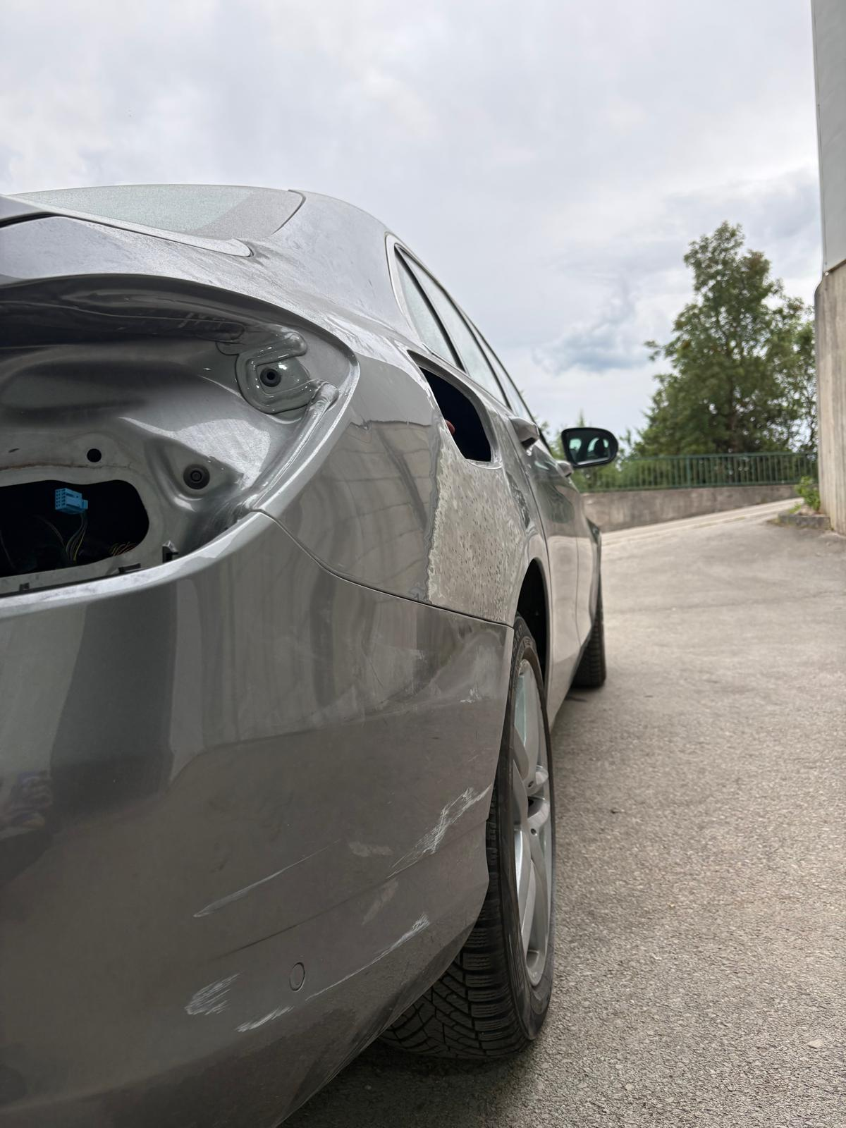 Detalj vozila prije obnove