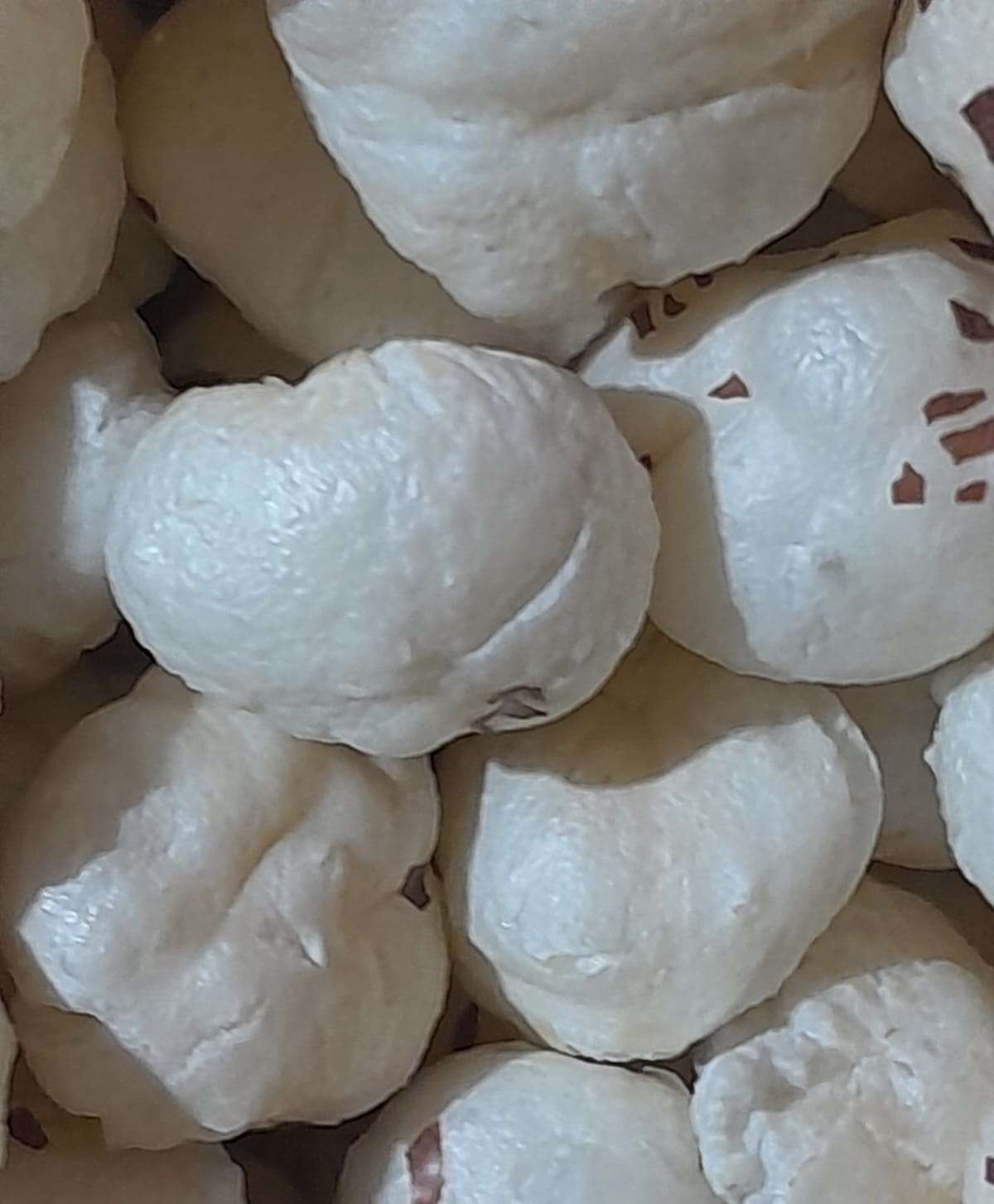 Makhana grades — 4, 5 and 6 Suta jars