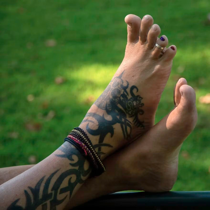 Photos de pieds pieds nus — Pieds d'Or, créatrices françaises 18+ — visuel 3