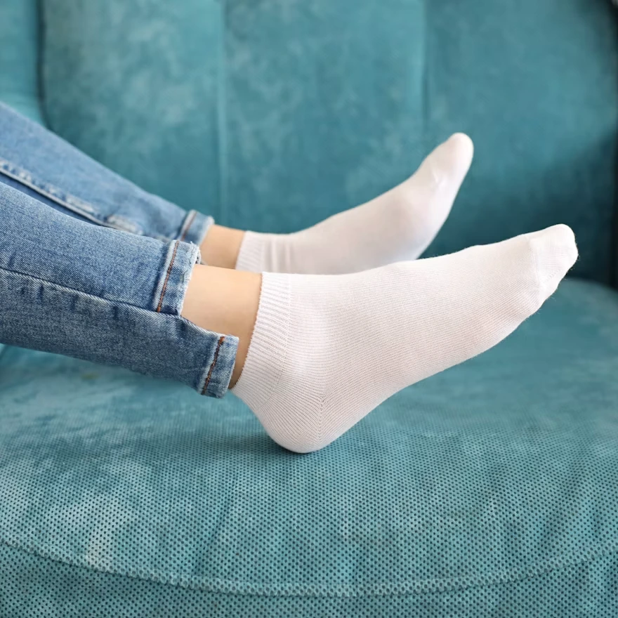 Photos de pieds chaussettes — Pieds d'Or, créatrices françaises 18+ — visuel 3