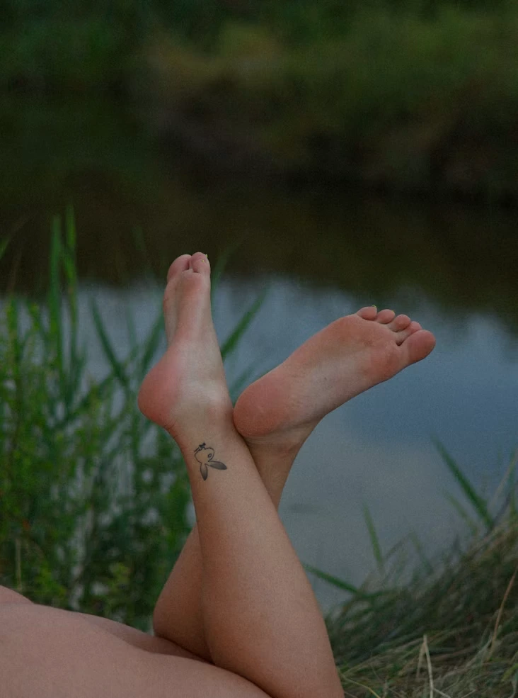 Photos de pieds pieds nus — Pieds d'Or, créatrices françaises 18+ — visuel 5