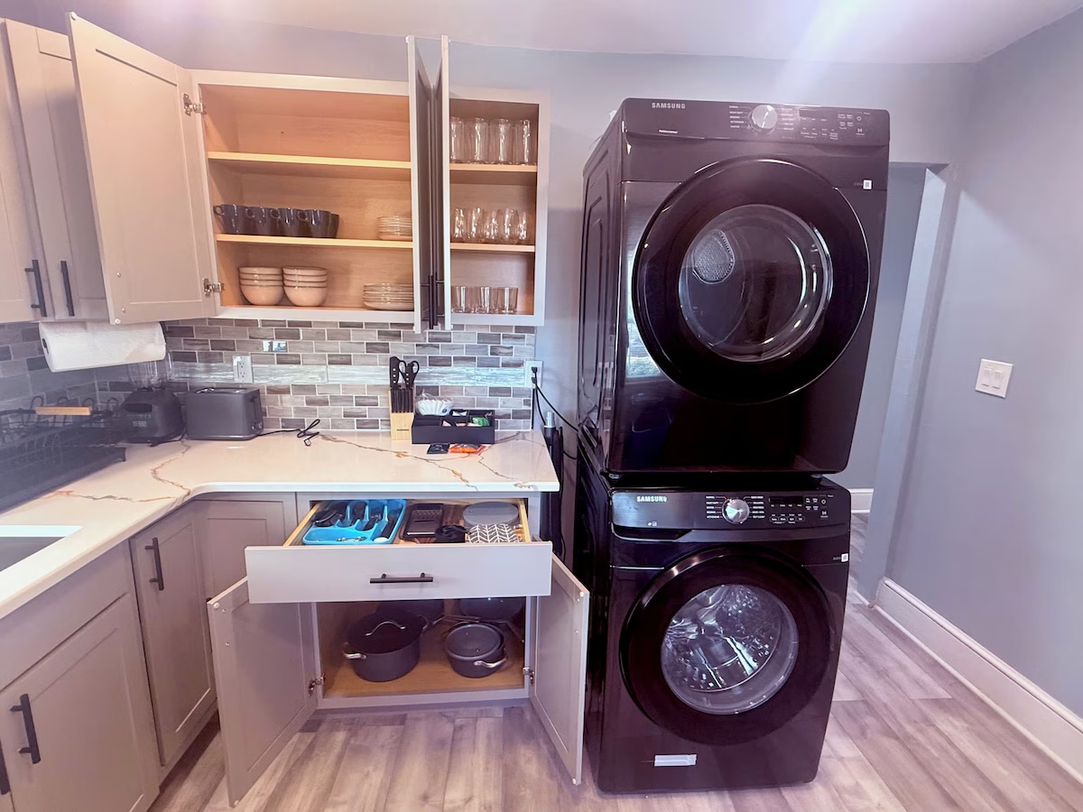 Light Gray Shaker Kitchen & Laundry